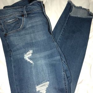 Medium Wash 1822 Denim with Destroyed Ankle Detail